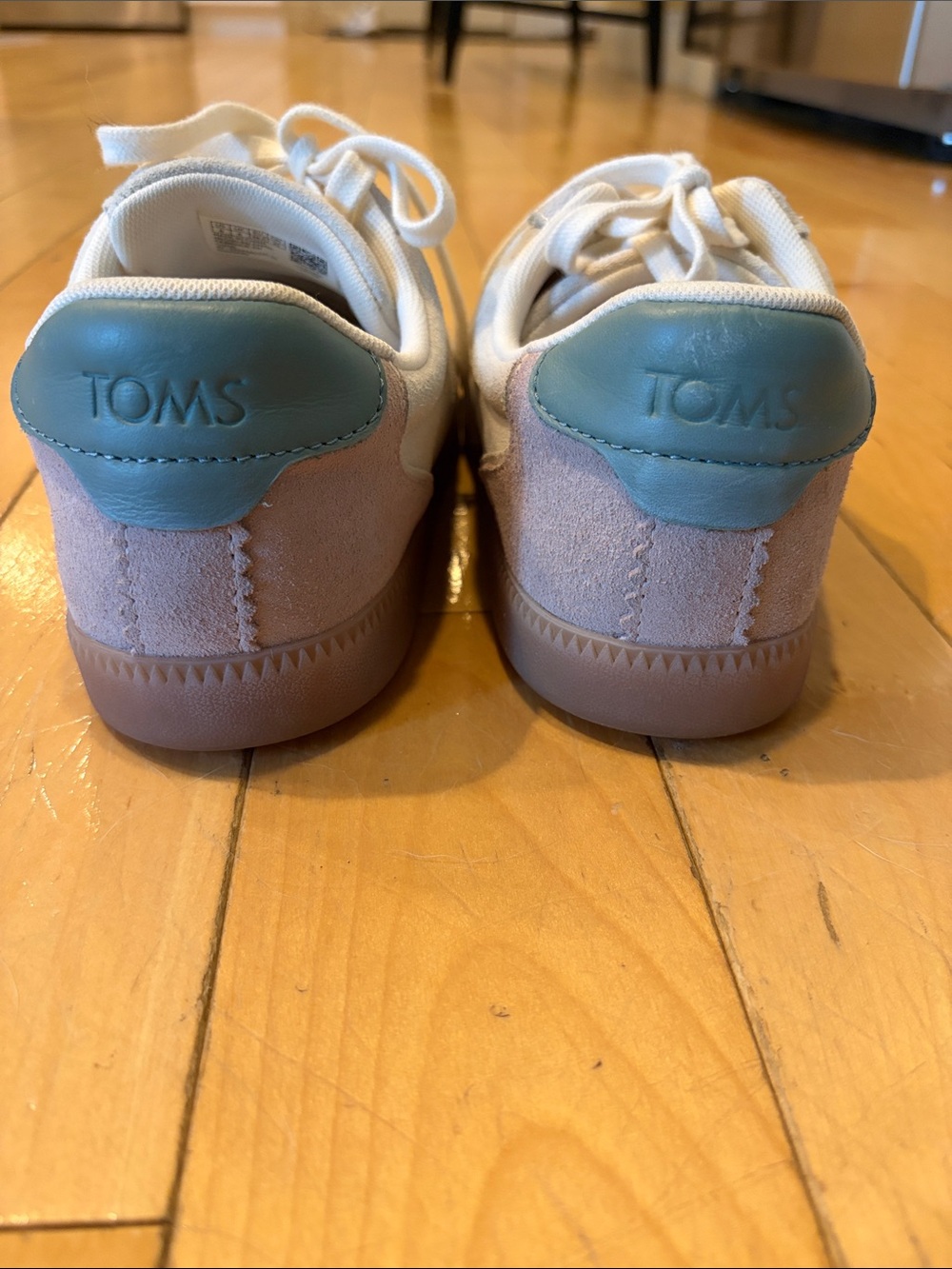 Women’s TOMS Suede Casual Sneakers in Light Gray with Gum Sole - Picture 2 of 5